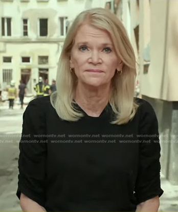 Martha Raddatz’s black ruched sleeve top on Good Morning America