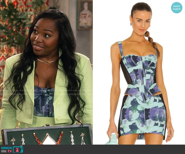 Miaou Deville Corset worn by Harper (Laci Mosley) on iCarly