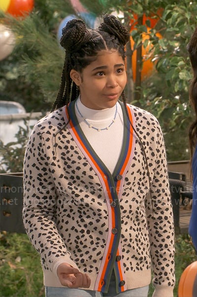 Millicent’s leopard print cardigan on iCarly