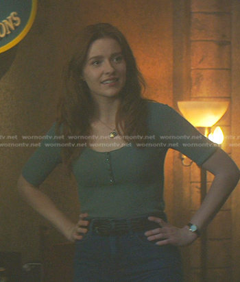 Nancy’s green ribbed scoop neck top on Nancy Drew