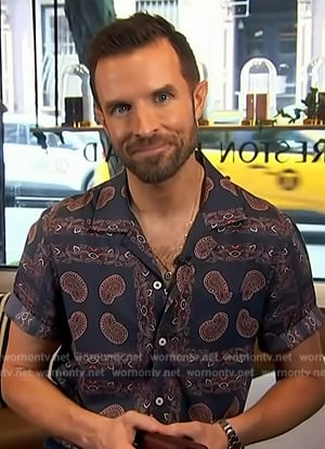 Preston Konrad’s blue paisley print shirt on Access Hollywood