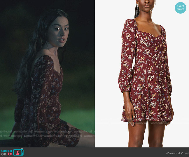 Reformation Mochi floral-print crepe mini dress worn by Annie Sullivan (Anneliese Judge) on Sweet Magnolias