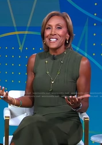 Robin’s green belted knit dress on Good Morning America