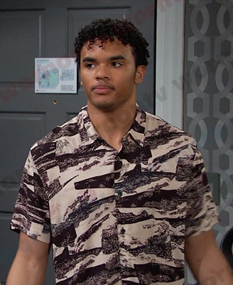 Theo’s abstract print shirt on Days of our Lives