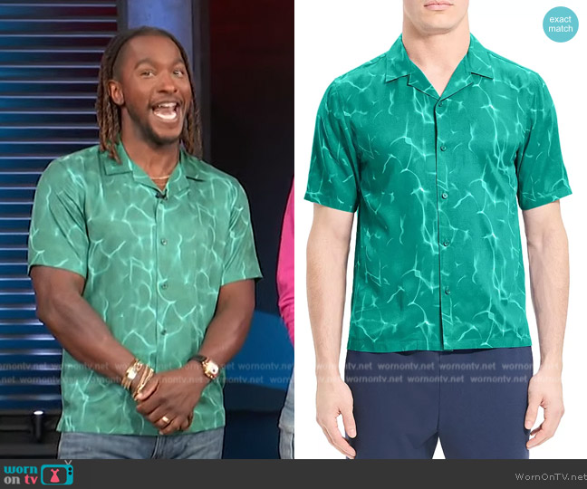 Theory Irving Short Sleeve Button Front Camp Shirt worn by Scott Evans on Access Hollywood