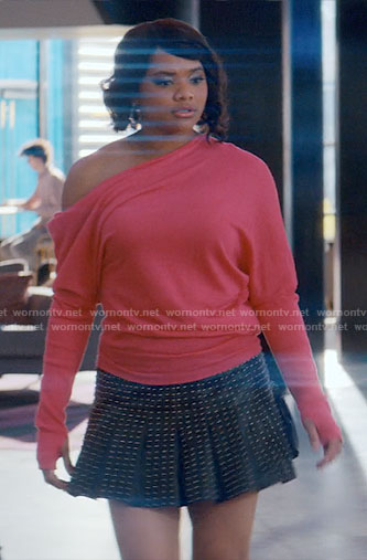 Venetia’s pink one shoulder sweater and studded leather skirt on Glamorous