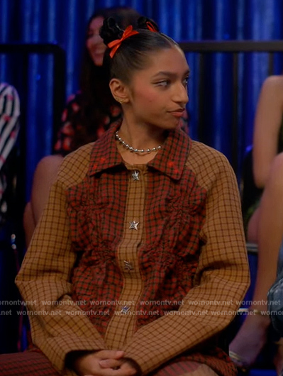 Zaara’s check print ruffle top and pants on Grown-ish