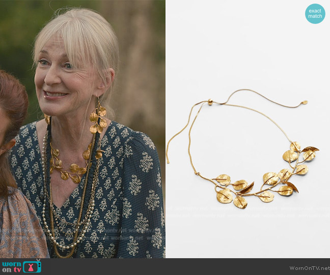 Zara Leaf Necklace worn by (Caroline Lagerfelt) on Sweet Magnolias