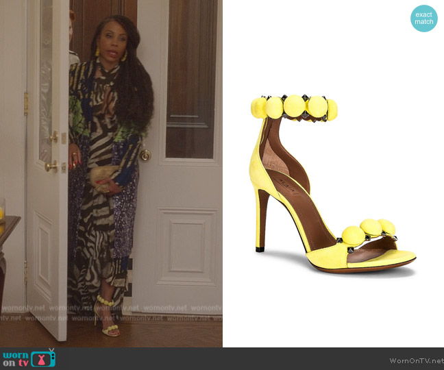 Alaia La Bombe 90 Sandal worn by Dr. Nya Wallace (Karen Pittman) on And Just Like That