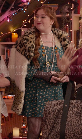 Ashlyn’s leopard fur coat on High School Musical The Musical The Series