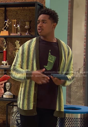 Booker’s green stripe cardigan on Ravens Home