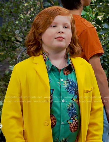 Corbin’s green pineapple print shirt on Bunkd
