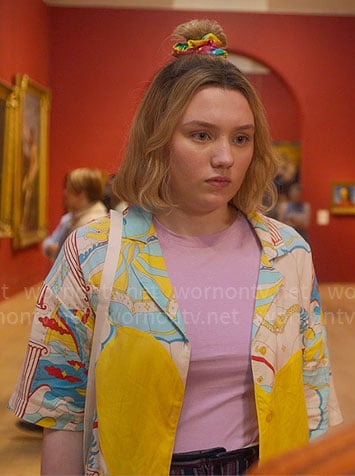 Darcy’s yellow and blue printed button down shirt on Heartstopper