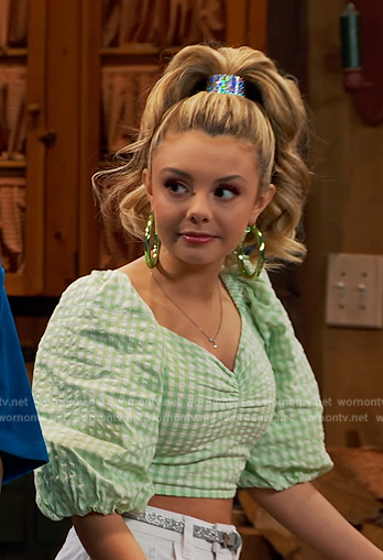 Destiny’s green gingham check top on Bunkd