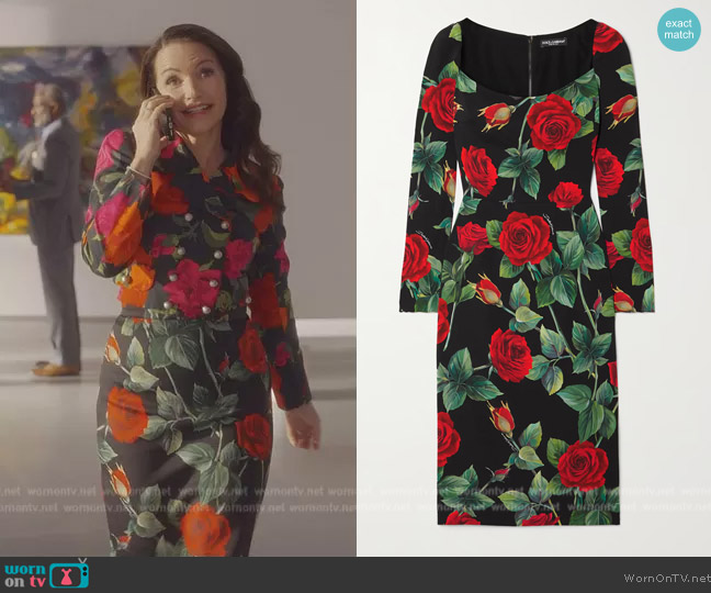 Dolce and Gabbana Floral-print stretch-silk midi dress worn by Charlotte York (Kristin Davis) on And Just Like That