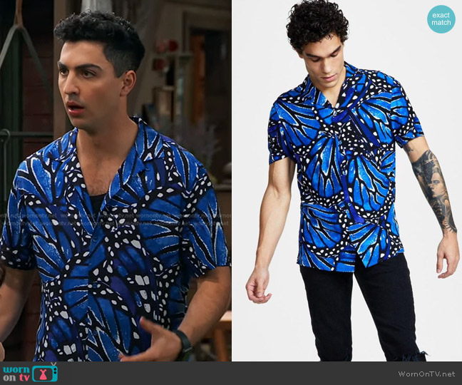 INC International Concepts Regular-Fit Butterfly Short-Sleeve Shirt worn by Parker Preston (Trevor Tordjman) on Bunkd