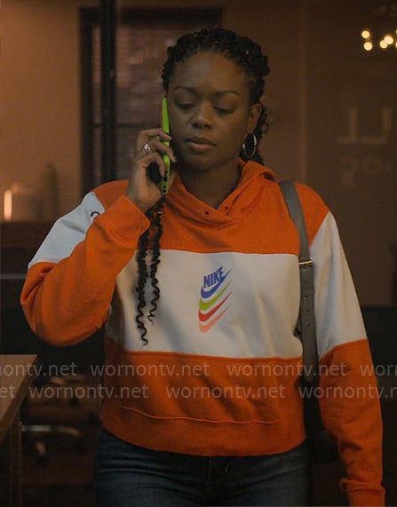 Izzy’s orange Nike hoodie on The Lincoln Lawyer