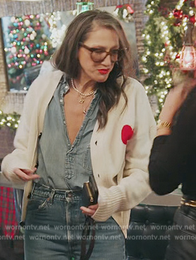 Jenna’s white heart cardigan on The Real Housewives of New York City