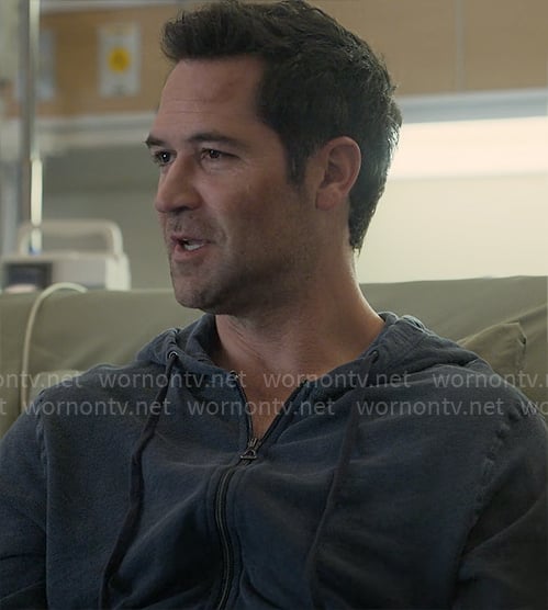Mickey’s blue hoodie in hospital on The Lincoln Lawyer