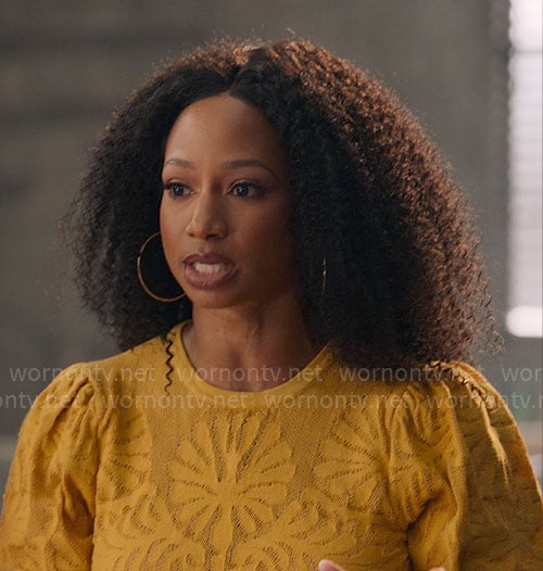 Monique Coleman’s yellow knit top on High School Musical The Musical The Series