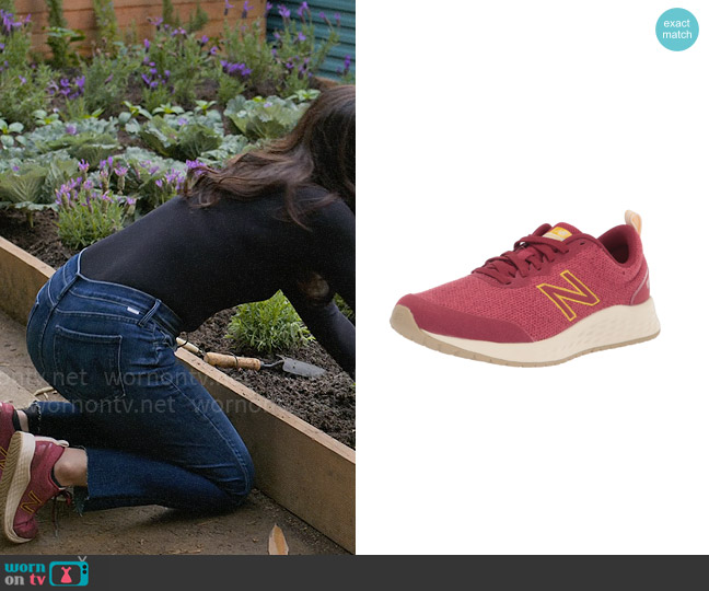 New Balance Fresh Foam Arishi Sneakers in Deep Earth Red/Earth Red/Harvest Gold worn by Lisa Trammell (Lana Parrilla) on The Lincoln Lawyer