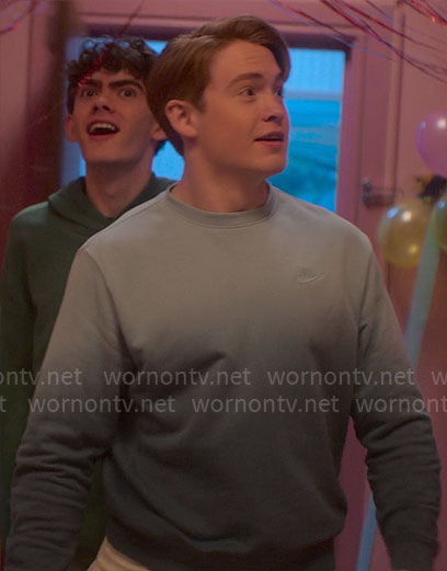 Nick’s blue ombre sweatshirt on Heartstopper