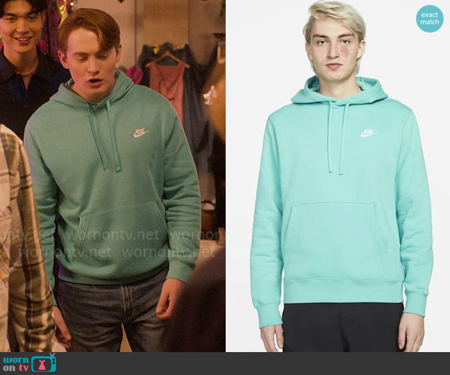 Nike Club Fleece Hoodie worn by Nick Nelson (Kit Connor) on Heartstopper