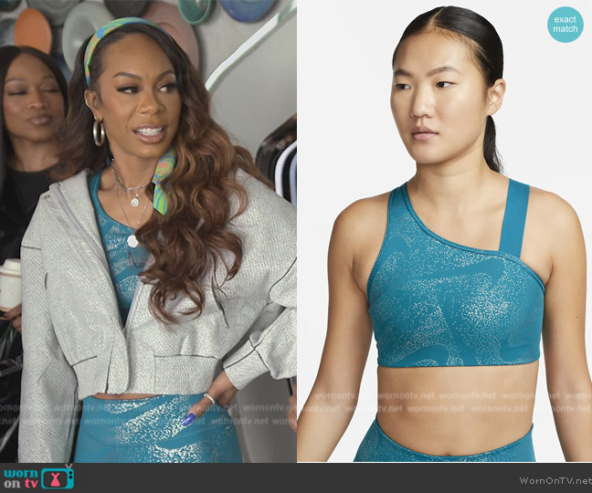Nike Swoosh Medium Support Padded Sports Bra worn by Sanya Richards-Ross on The Real Housewives of Atlanta