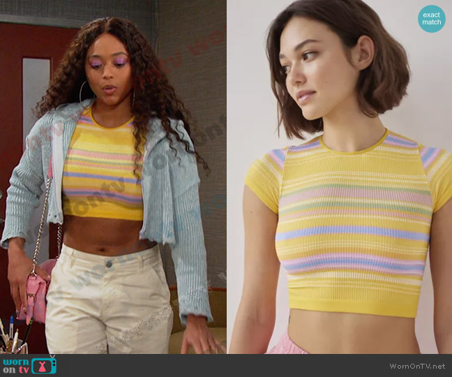 Out From Under Everyday Seamless Ribbed Knit Tee worn by Talia Hunter (Aketra Sevellian) on Days of our Lives