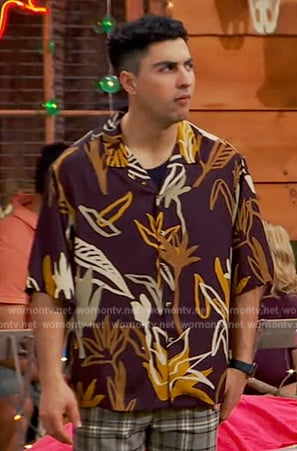 Parker’s brown floral print shirt on Bunkd