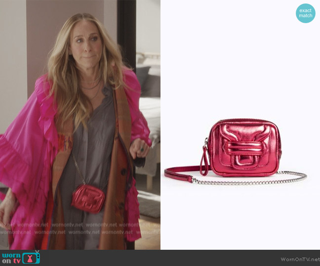 Pierre Hardy Metallic-effect leather tote bag worn by Carrie Bradshaw (Sarah Jessica Parker) on And Just Like That