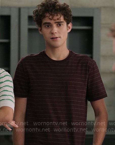 Ricky’s burgundy striped t-shirt on High School Musical The Musical The Series