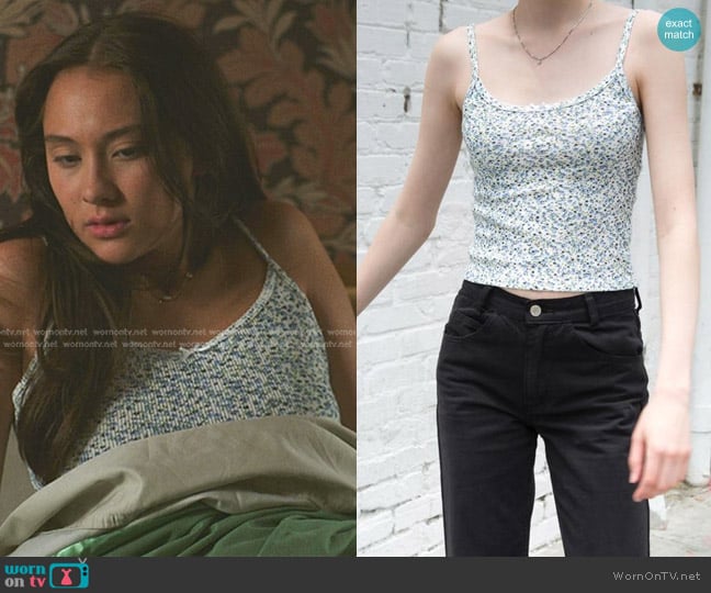 Brandy Melville Skylar Bow Tank worn by Belly Conklin (Lola Tung) on The Summer I Turned Pretty