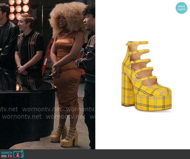 Steve Madden Rosario Chunky Platform Heel worn by Kourtney (Dara Renee) on High School Musical The Musical The Series