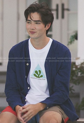 Steve’s white Wasted Collective print tee on The Summer I Turned Pretty