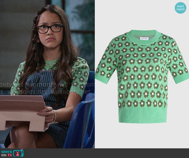 Urban Revivo Floral Knitted Top worn by Emmy (Liamani Segura) on High School Musical The Musical The Series