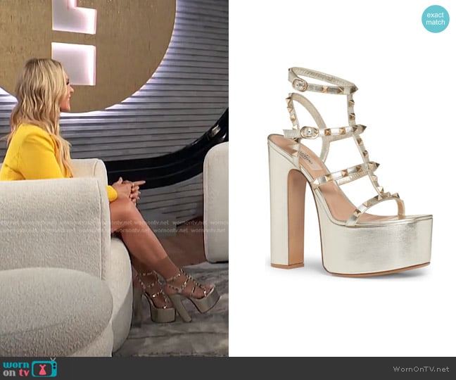 Valentino Garavani Rockstud Platform Sandal worn by Tamra Judge on E! News