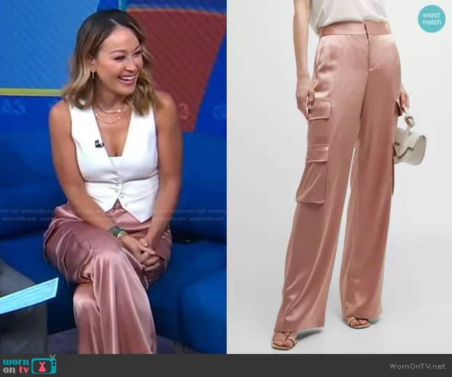 Alice + Olivia Hayes High-Waist Wide-Leg Cargo Pants worn by Eva Pilgrim on Good Morning America