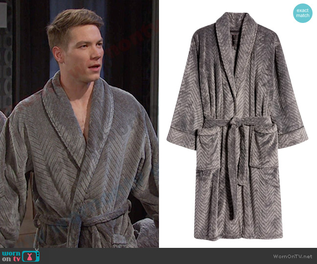 Daniel Buchler Herringbone Plush Fleece Robe worn by Wendy Shin (Victoria Grace) on Days of our Lives