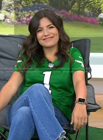 Adrianna’s grey jersey tee on Today