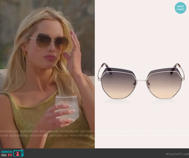 Bally Oversized Geometric Sunglasses worn by Alexandra Jarvis (Alexandra Jarvis) on Selling the OC