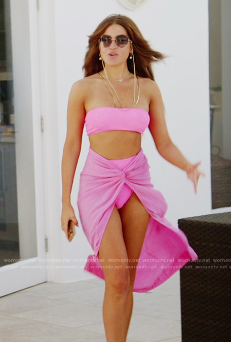 Brynn’s pink bikini set and sarong on The Real Housewives of New York City