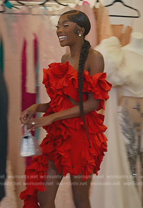 Chelsea’s red ruffle dress on Selling the OC