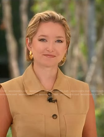 Dasha Burns’s beige safari vest on NBC News Daily