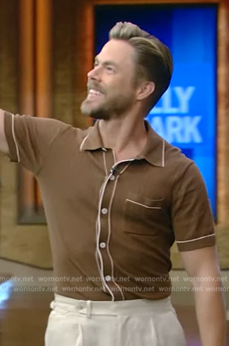 Derek Hough’s brown contrast ribbed polo on Live with Kelly and Mark