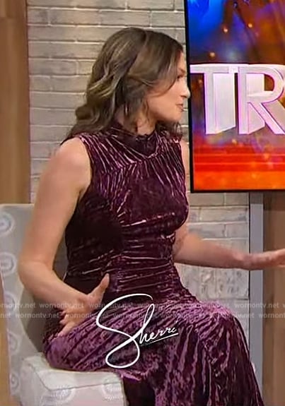 Elizabeth Wagmeister’s purple ruched sleeveless dress on Sherri