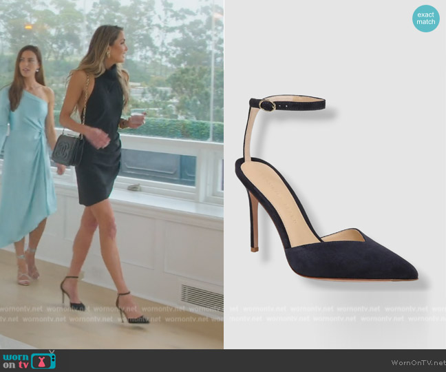 Veronica Beard Lisa Ankle Sandals worn by (Ali Harper) on Selling the OC