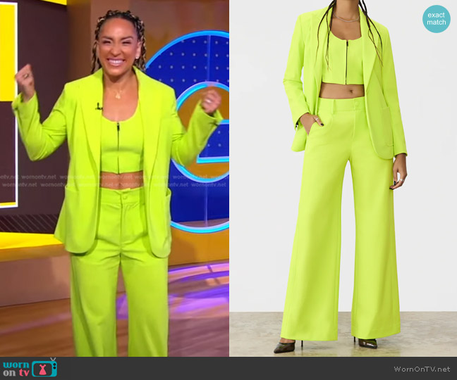 GSTQ Luxe Colorblock Crop Zip-Up Vest worn by Robin Arzon on Good Morning America