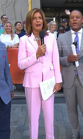 Hoda’s pink blazer and pant suit on Today