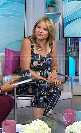 Jenna’s navy floral print top and pants on Today